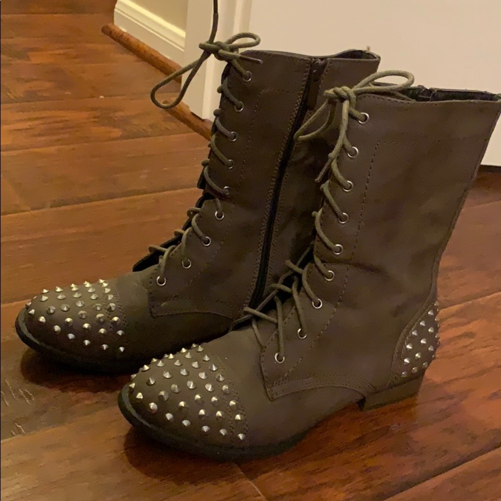 Spiked combat boots